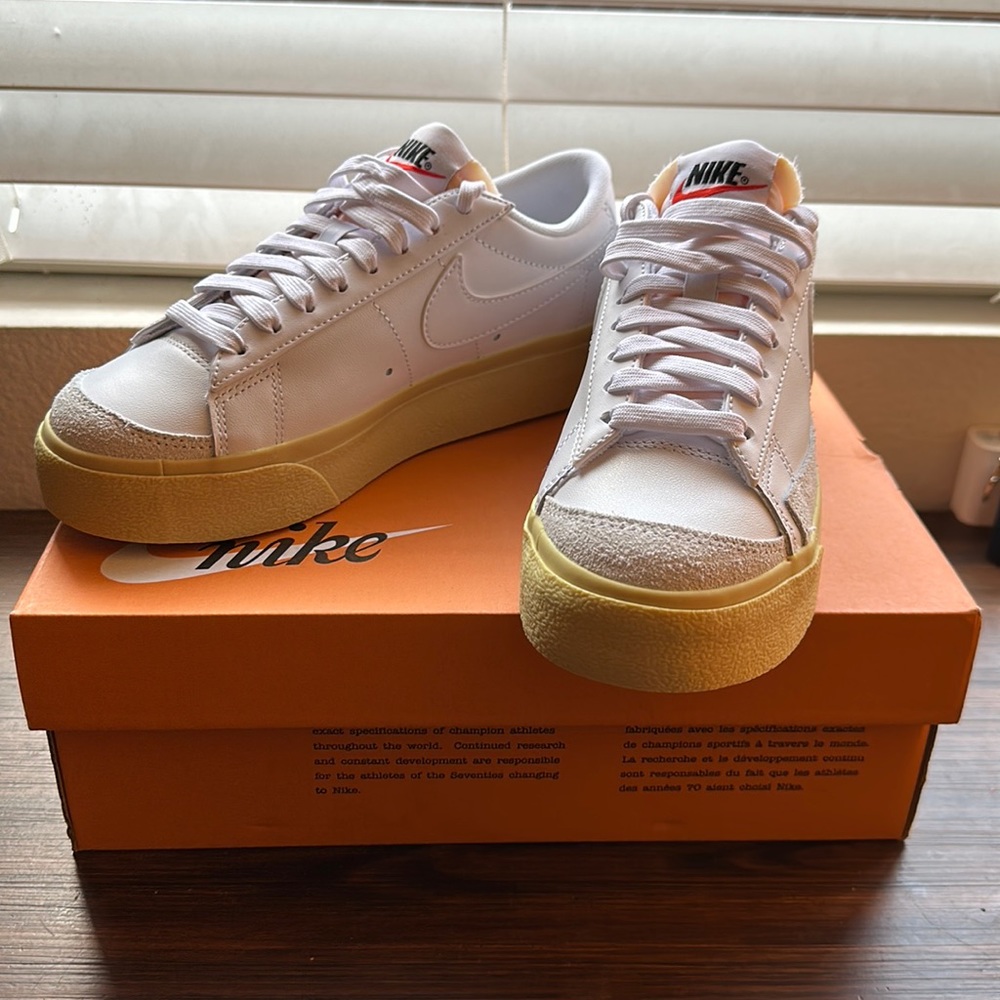 Nike W Blazer
